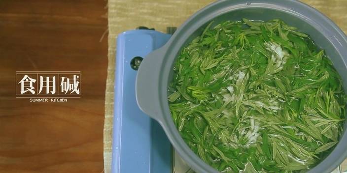 当成野草,可是我却把它当成宝贝,经常吃手脚不再冰凉_红豆_青团_芝麻