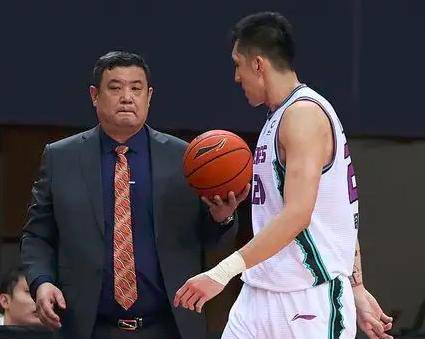 原创前方失守后院着火山东男篮雪上加霜这次徐长锁也没招