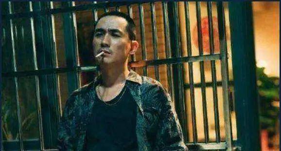 不炒绯闻不靠颜值极少在综艺刷脸朱一龙凭什么走红