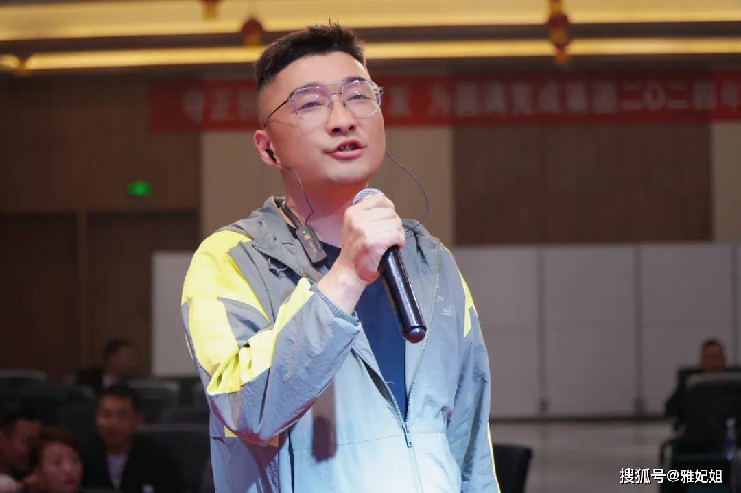 主播陕西可乐苦命的爹和妈新歌发布会在中华郡隆重举行