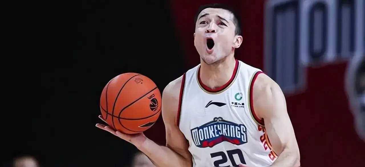 原创广东大比分领先广厦为何杜锋不手软把王博按在地上使劲摩擦