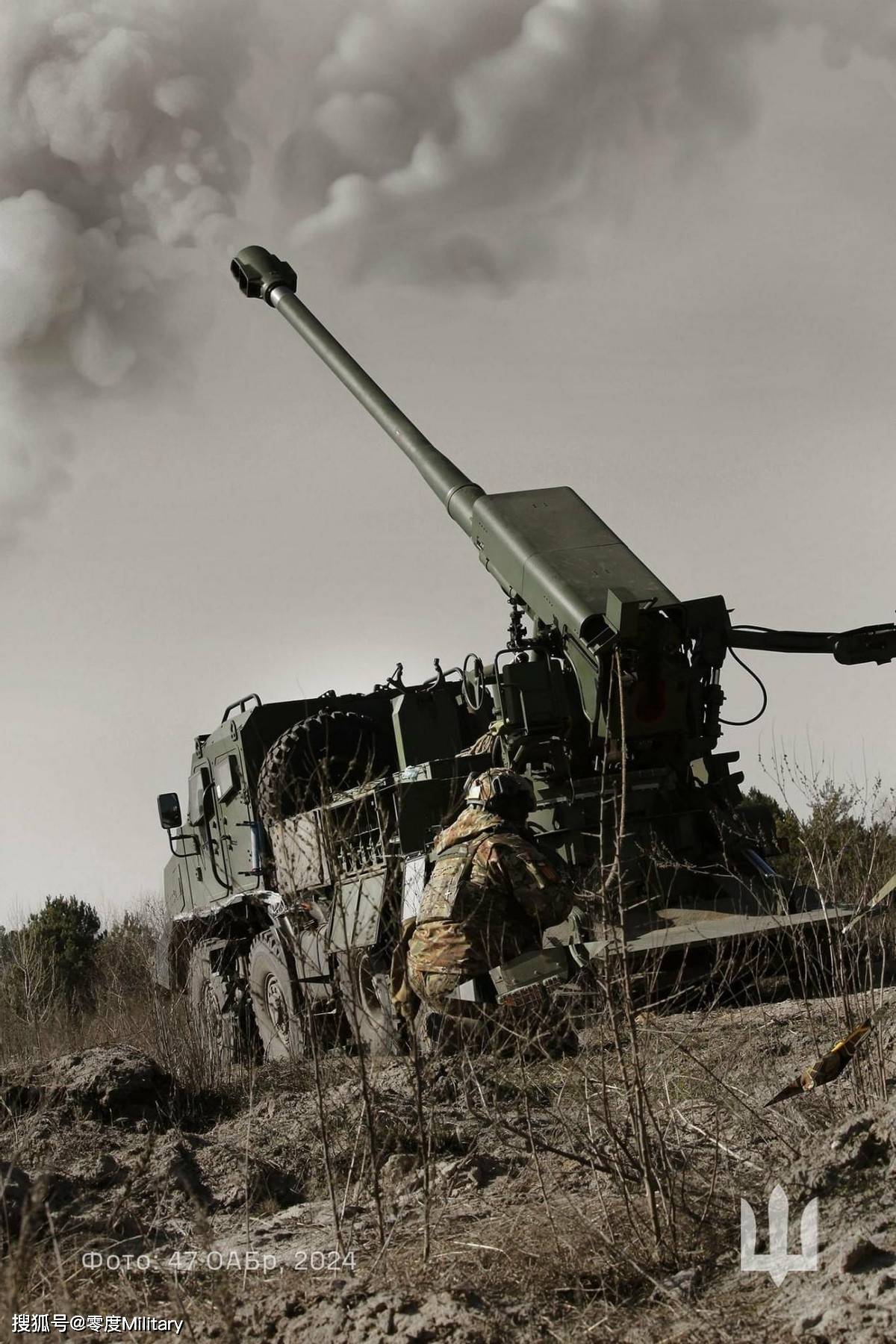该火炮系统于2022年在争夺当时被俄军占领的蛇岛的战斗中首次投入实战