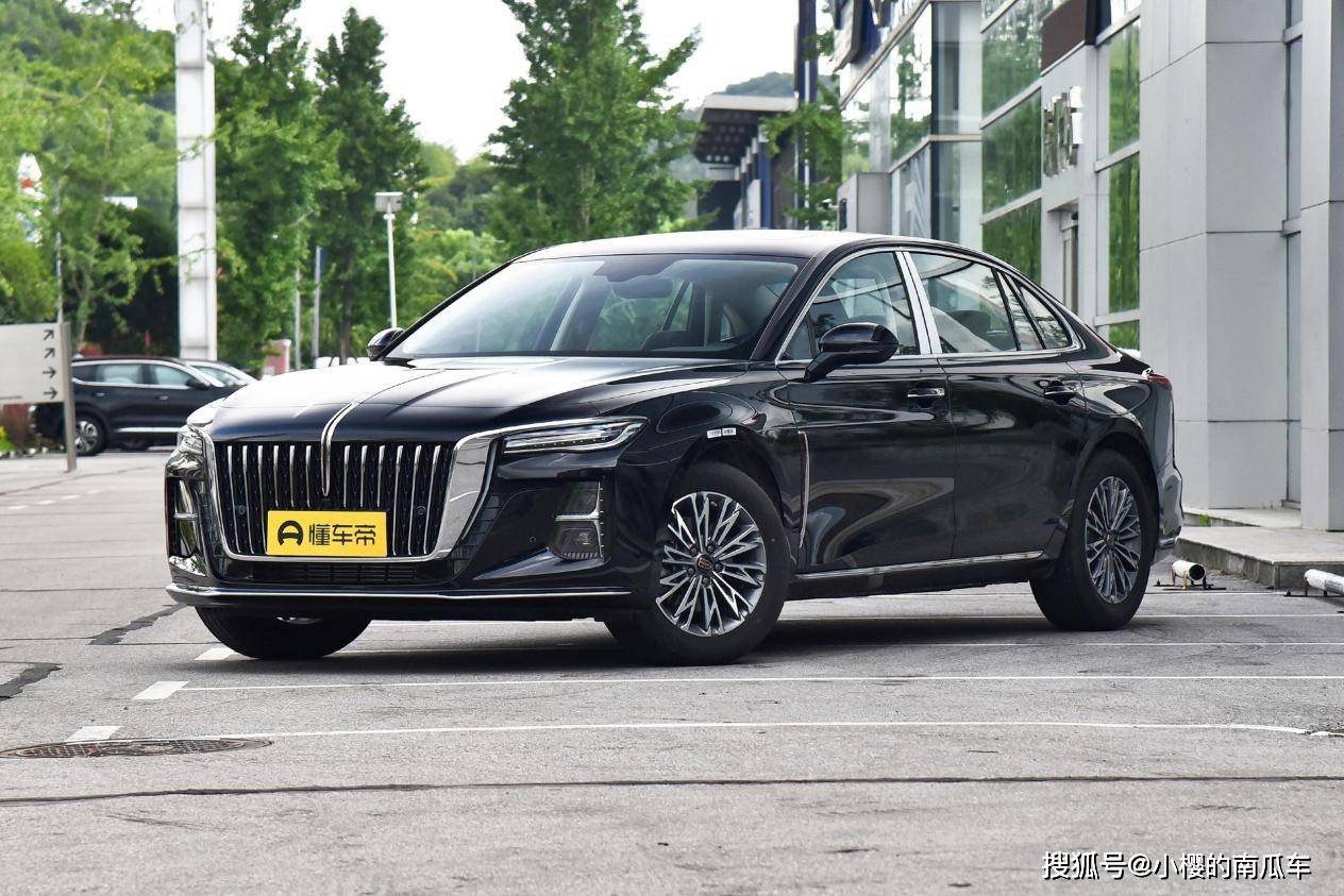 综合来看,红旗h5是一款兼顾了家用与商用需求的b级轿车,外观大气精致