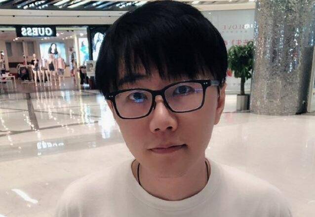 小楼发文避重就轻,笑笑下场为她撑腰,称09私下已经道歉_事情_吐槽
