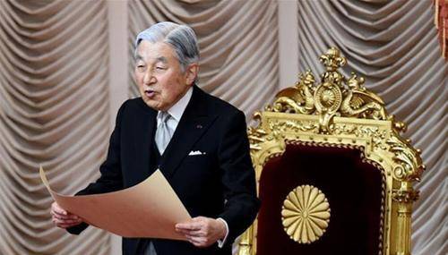 原创都是二战元凶希特勒饮弹自杀遭人唾弃裕仁却逃脱审判安享晚年