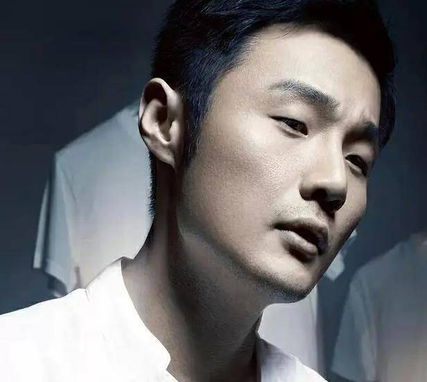 原创被遗忘的渣男李荣浩成名后抛弃同居4年女友转头追现妻杨丞琳