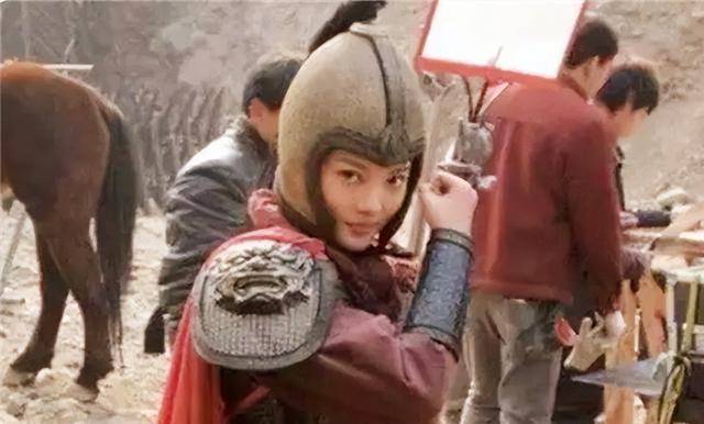 原创梁山上的第一女将曾打败林冲王英生的儿子成年后大败金兀术