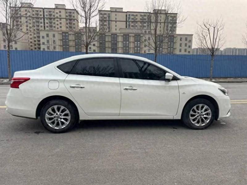 我想买经典轩逸1.6l舒适版,全款多少钱?家用值得入手吗?