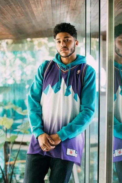 怎么样,在介绍了这么多球衣的文化,搭配,玩法之后,你动心了吗?