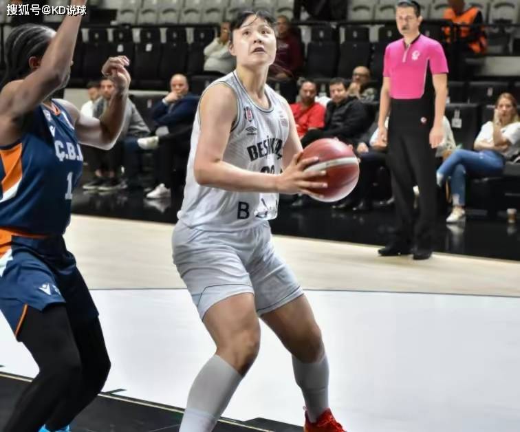 女篮需要归化坎贝奇和多少名球员才能打赢美国女篮