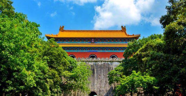 大明一十六帝为何北京昌平是明十三陵