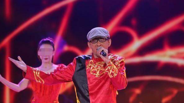 原创回顾事实证明如今装疯卖傻的歌手阿宝已然活成了一个笑话