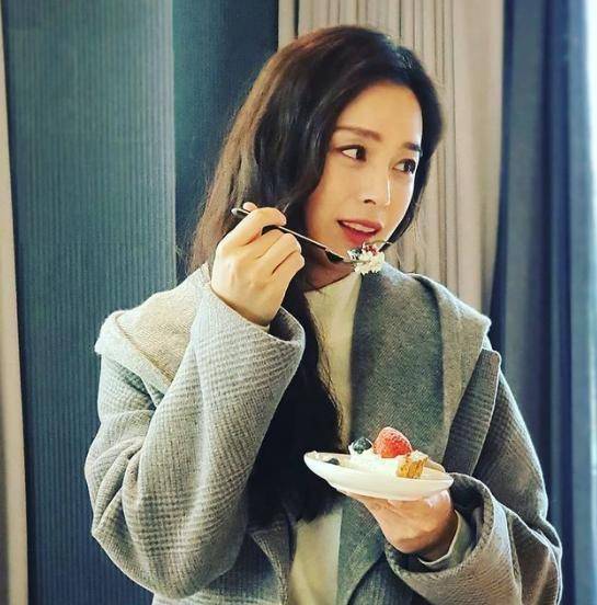 原创被嫌比宋承宪还壮金泰希表示更想当肉肉女生她论点男生也认同