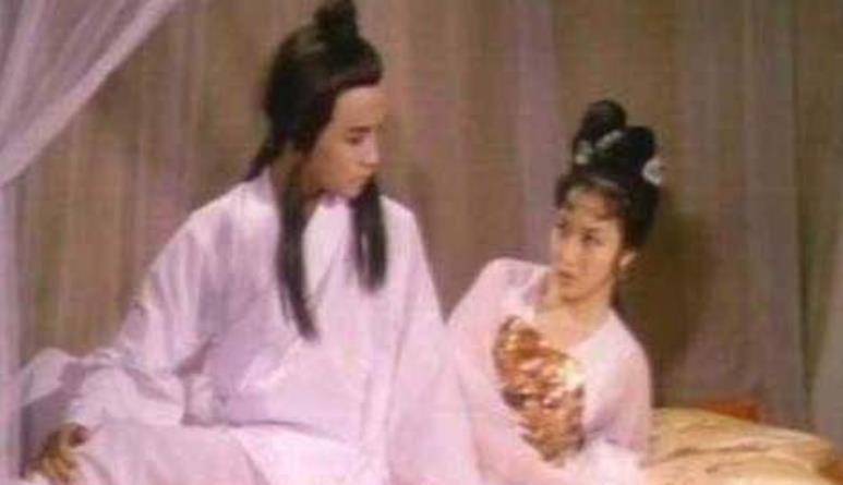 原创被骗和张国荣演亲密戏拍戏致终生不育老公破产2次仍不离不弃