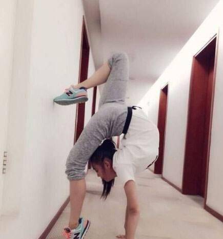 甜美女神无奈择偶观太奇葩26岁难嫁人_舒思瑶_柔韧度_单身