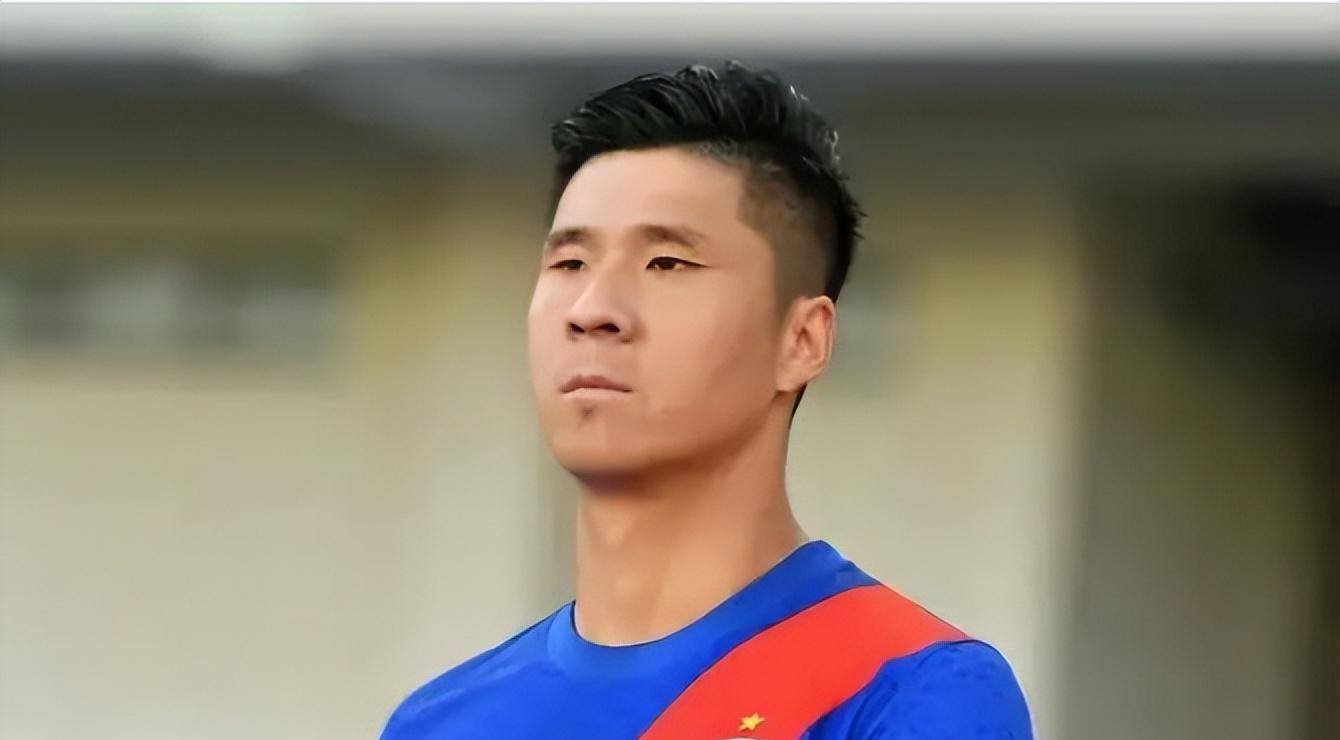 离队后只能踢中甲,还因为抹黑恒大球员遭批_赵明剑_事情_比赛