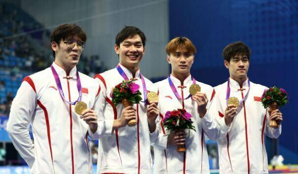 原创英国游泳男子接力队强势崛起中国队冲击历史突破必须超越