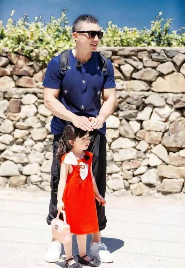 却成全网最累嫂子:直男爱妻的地狱模式,可借鉴_刘畊宏_王婉霏_周杰伦