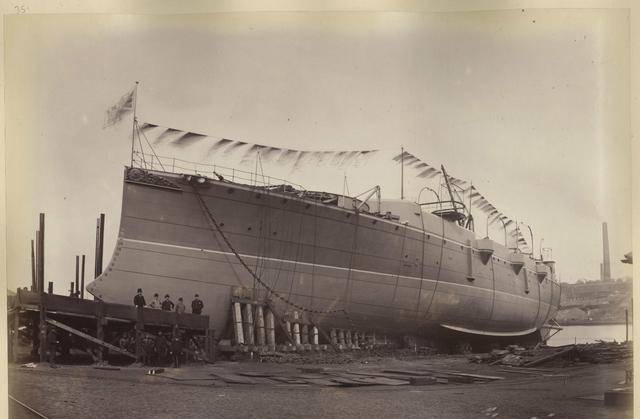 原创以小博大新学派海军思想影响下诞生的浪速级防护巡洋舰