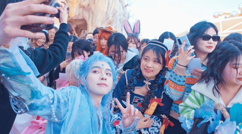 结伴出游赏春踏青青岛方特开启春日狂欢