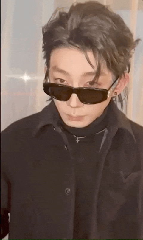 7,谢广坤爆改成wuli坤坤,如同__?a,五征改装法拉利.