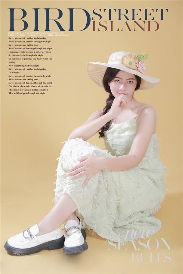 模特李筱演艺之路从未放弃签约新挑战