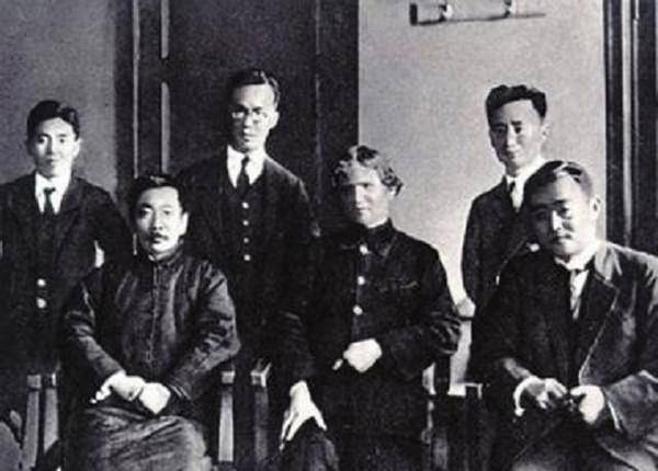 原创王世瑛郑振铎有情人未成眷属前者难产去世后者为其扫墓十年