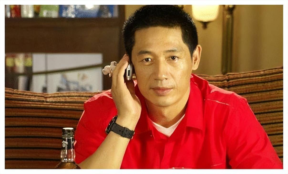 著名演员石凉与丛珊离婚后再婚圈外人前妻和后妻的孩子都是宝