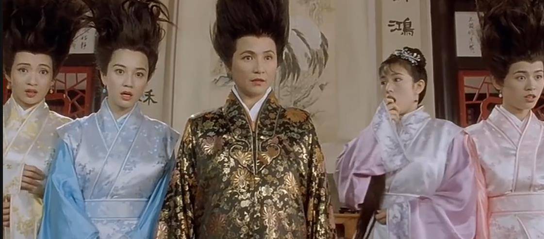 《唐伯虎点秋香》秋香头发没竖起来,不是巩俐怕丑,是剧情需要