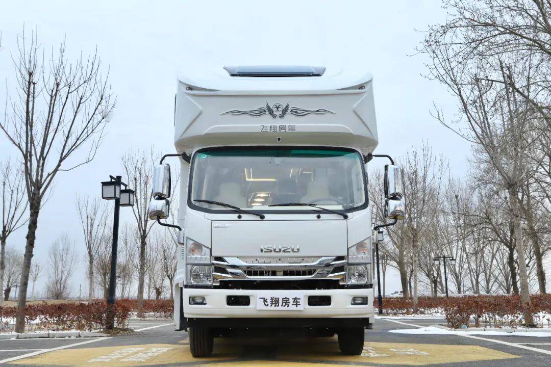 飞翔舒馨阁s688 升顶 侧拓结构 生活空间足足23.