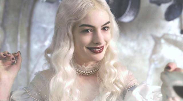 王后废掉丈夫拥立儿子为国王,可是儿子却杀掉了她最亲密的人_伊莎贝拉