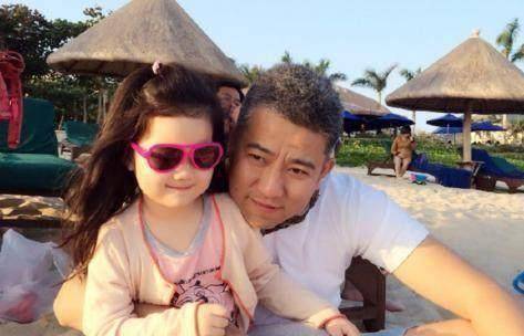 曾是蒋勤勤前男友因金粉世家走红事业巅峰期47岁英年早逝