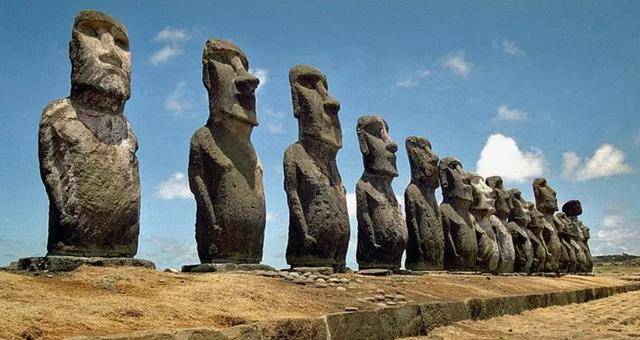 神秘的复活节岛1000多尊巨石像真是外星文明的遗迹吗