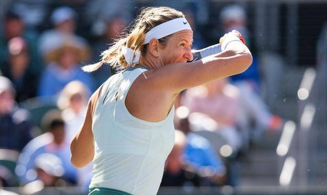 查尔斯顿赛季冠军之路:大满贯冠军遗憾出局,科林斯轻松晋级_古拉_阿扎