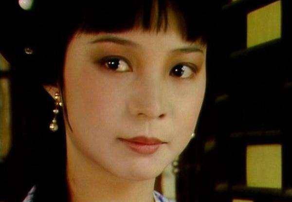 原创红楼梦里的迎春为何这么老实事实证明你的善良要有锋芒