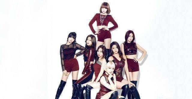 而且fnc公司最近又推出了10人师妹团cherrybullet,成员们的预告照一