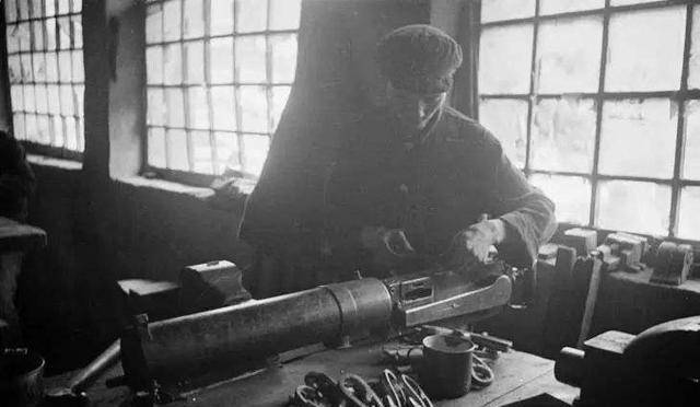 华北敌后最大的兵工厂黄崖洞兵工厂,主要生产哪些武器_八一式马步枪