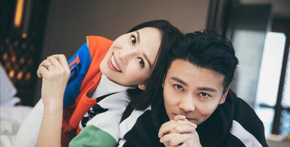 蔡少芬深夜发文,自曝人生突然经历变化,导致深夜从梦中惊醒_生活_张晋