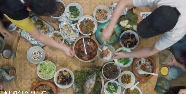 原创原创向往4黄磊做烧包菜夸上天当关掉美颜后原来大家都被骗了