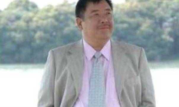 他混黑道八年,不曾杀一人却成为安徽大哥,被抓后这样做_胡斌_黑帮