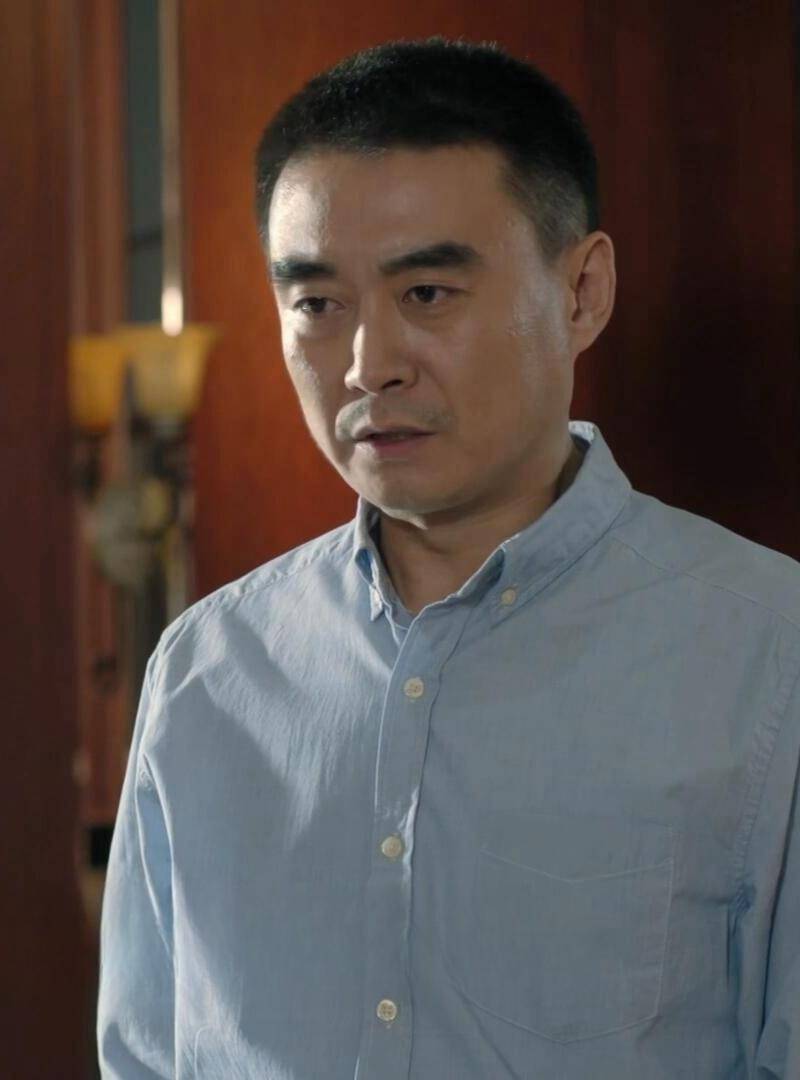 和治安事件,程度都是有直接的关系和负责的,说白点,剧中他抓了郑西坡