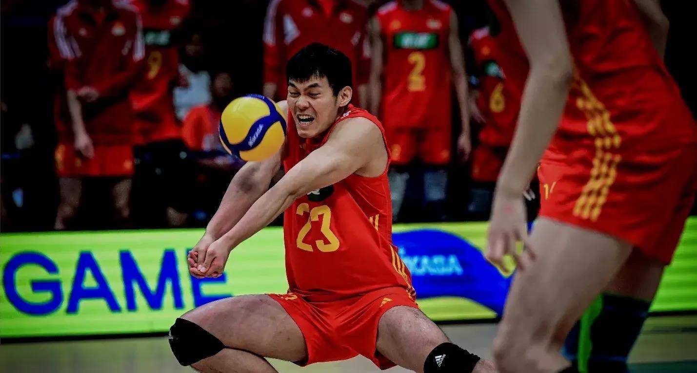 截至4月7日 最佳得分张冠华 王滨前三 发球无国内