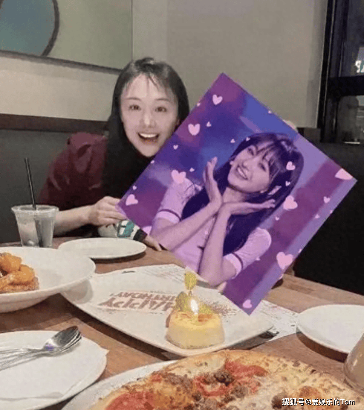 王思聪预言成真!看看逃至美国3年的郑爽!她的现状令人唏嘘