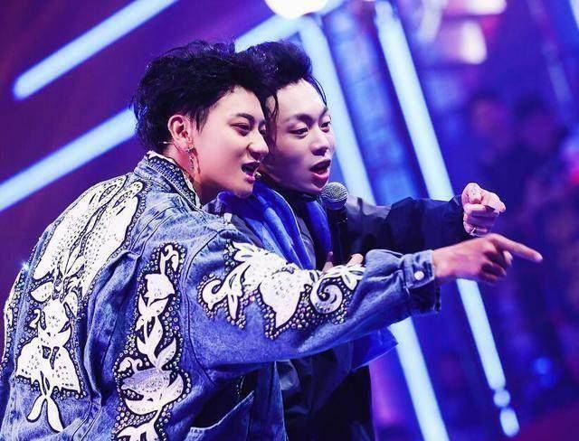 原创从差点淘汰到拿下冠军罗志祥给他跪下最佩服的还是易烊千玺