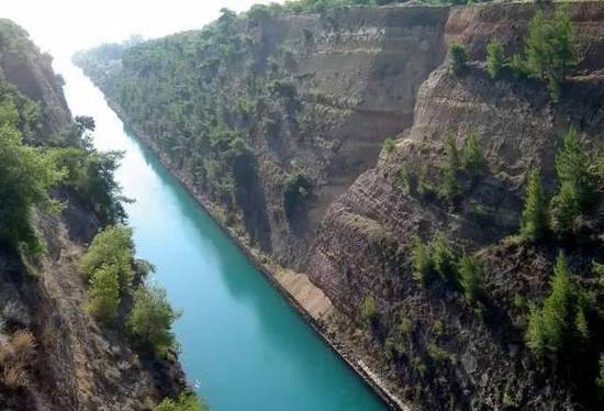 的运河,1900年才彻底完成,凡是开凿的公司全部破产_科林斯_希腊_因为