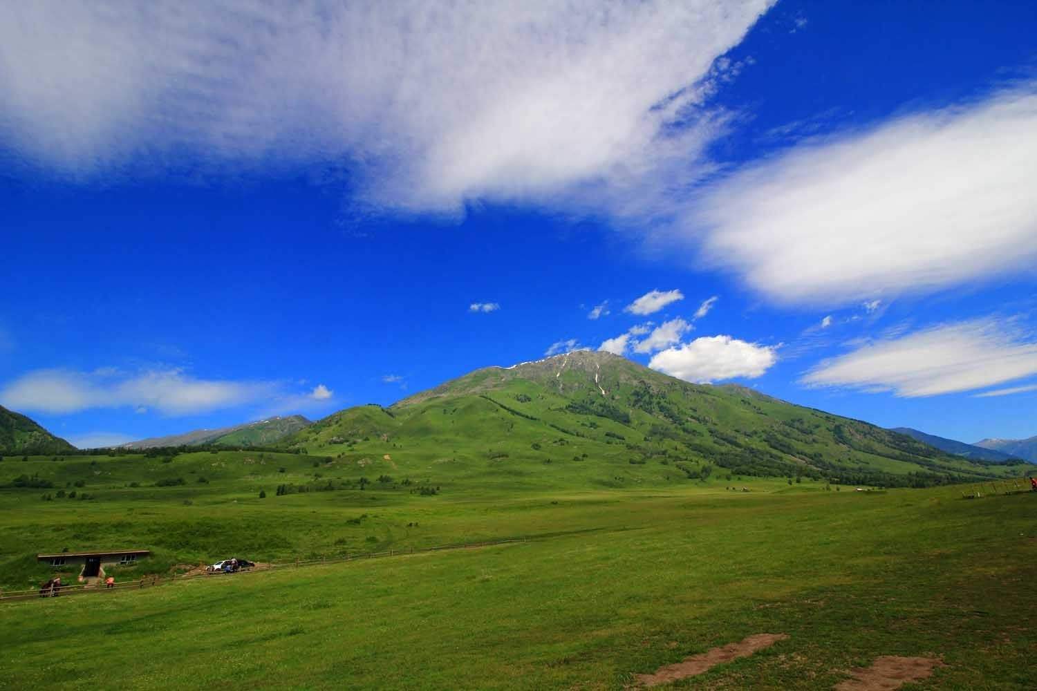 像这样6天的行程,包住宿门票那种人均2000左右,每天都住得好,还不用
