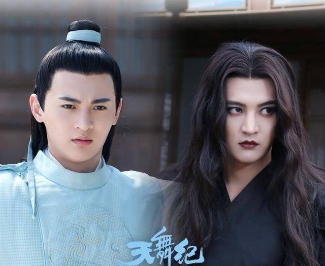 上戏毕业后,周骏超进入上海警备区文工团,成为一名文艺兵,那段经历对