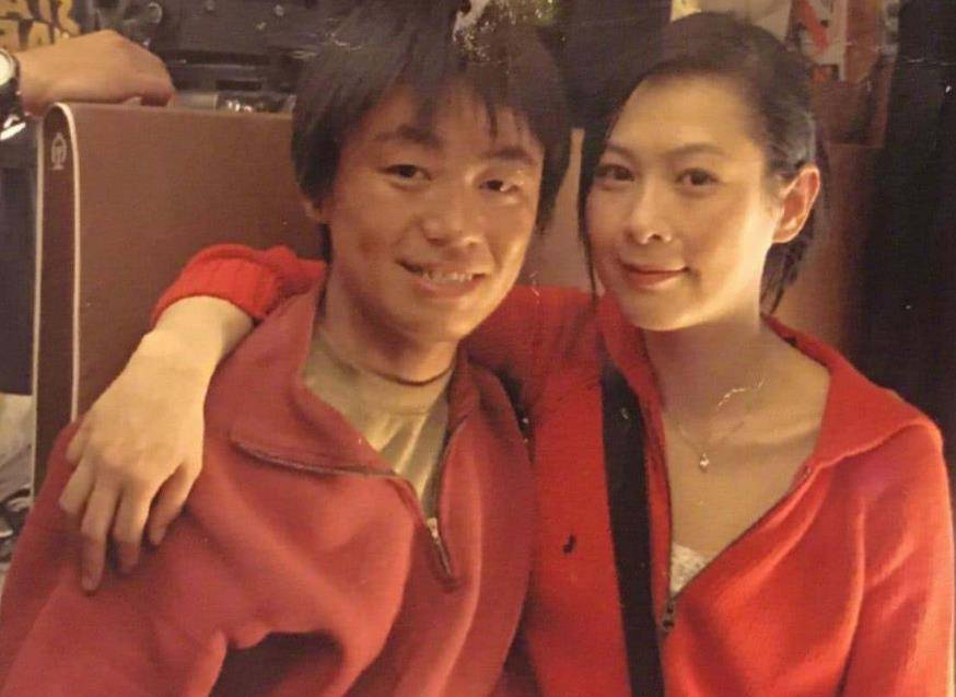 这5位丑角翻身的影帝其貌不扬却福气不浅个个爱情精彩