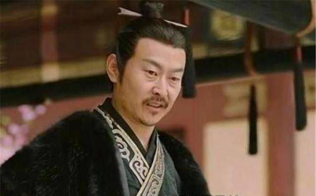 只因捅了五个人生的马蜂窝,落得个身首异处的下场_刘备_司马懿_诸葛亮