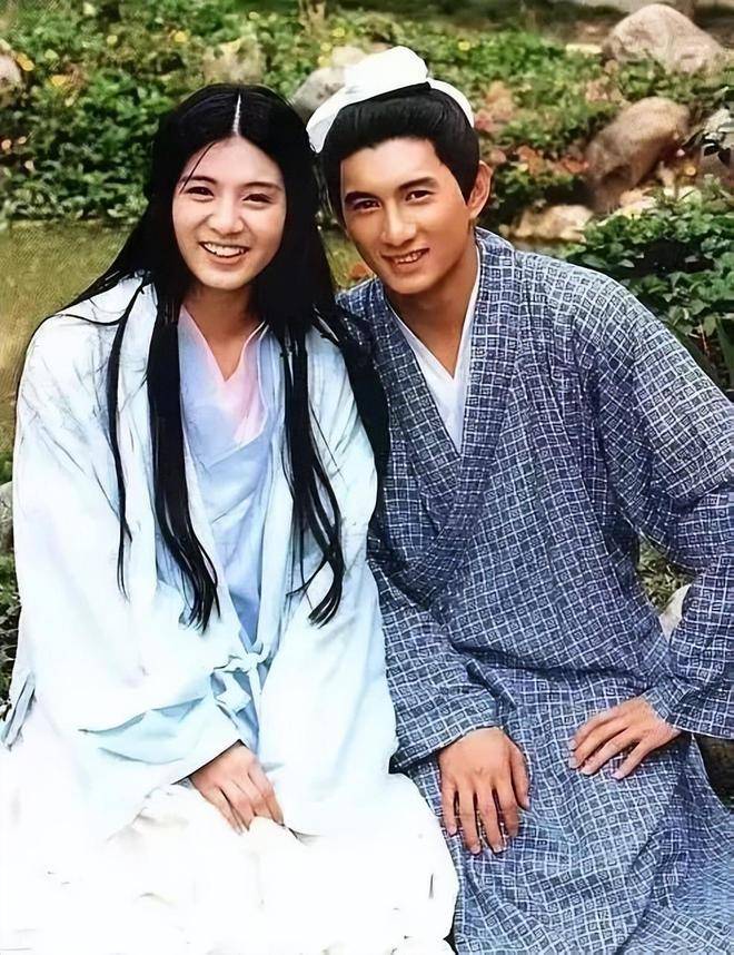 杨采妮_邱韶智_获得了